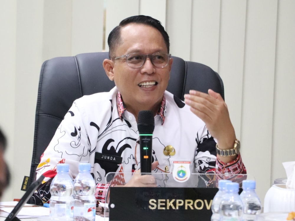Junda Maulana Pimpin Rapat Persiapan Raker Lintas Sektor Sulbar