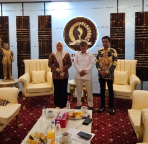 Pimpinan DPRD Sulbar Kunker ke DPRD Jabar, Bahas Optimalisasi Fungsi Legislasi dan Pengawasan