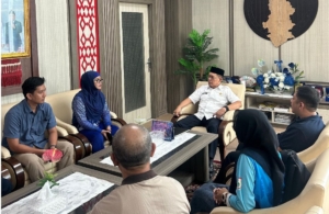 Junda Maulana Pimpin Rapat Teknis Pelayanan Kesehatan di Sulbar