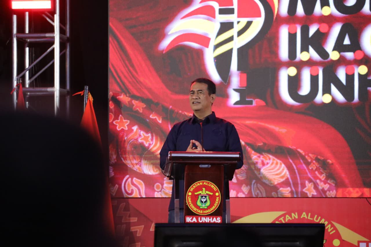 Aklamasi! Andi Amran Sulaiman Kembali Pimpin IKA Unhas Periode 2026-2031
