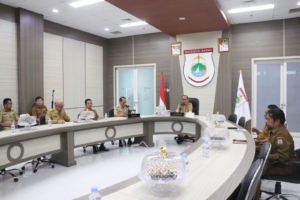 Suhardi Duka Tekankan Efisiensi Anggaran, Ingatkan ASN Sulbar Hindari Pungutan