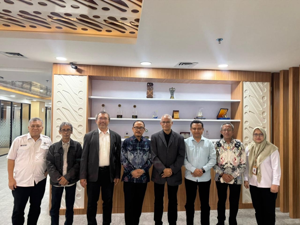 Suhardi Duka Dorong Pengelolaan LTJ Sulbar Berpihak pada Kesejahteraan Masyarakat