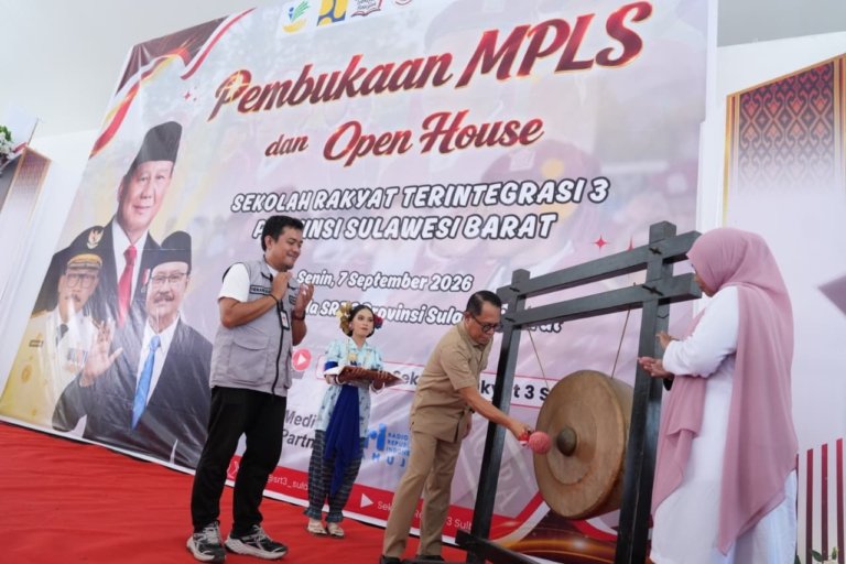 Junda Maulana Buka MPLS Sekolah Rakyat di Sulbar, Tekankan Kemandirian Siswa